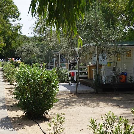 Camping Baia Paradiso Badesi Exterior foto